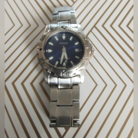 Men's Pulsar Watch Brushed Silver Tone Blue dial 37mm - Picture 4 of 12